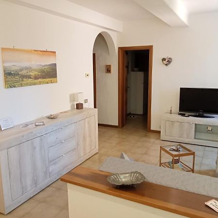 La Casa Di Elisa Apartamento Vinci Exterior foto